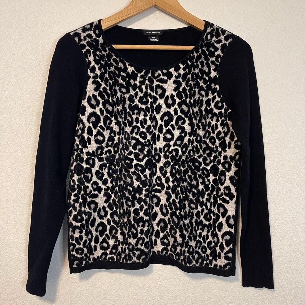 Club Monaco Leopard Print Sweater Size Medium‎